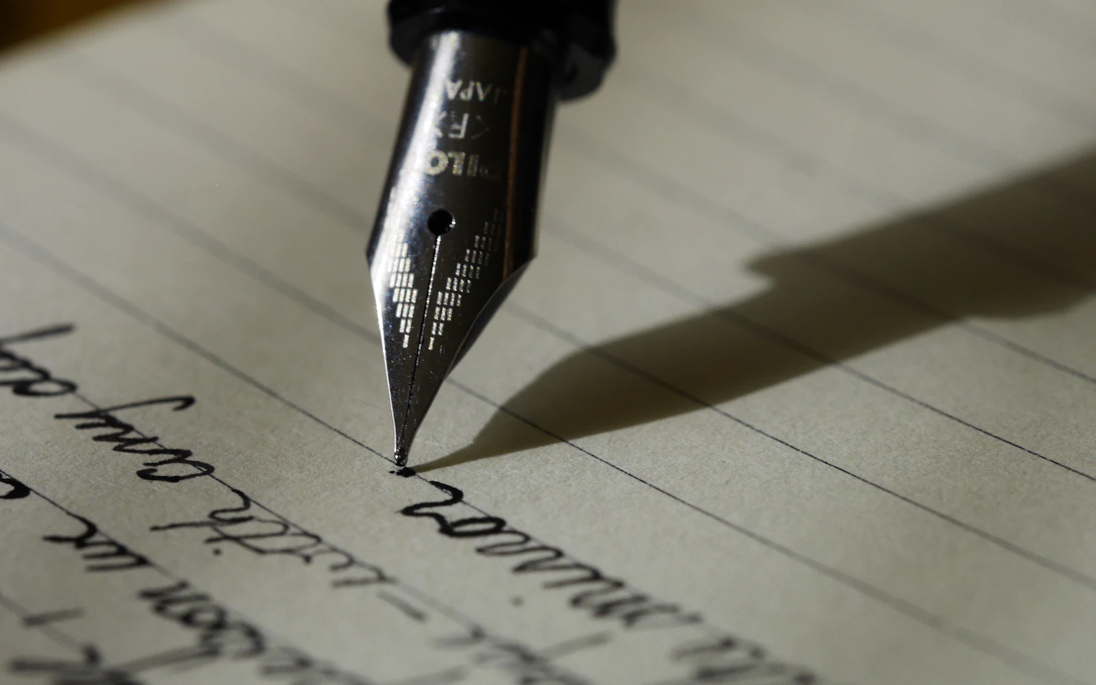 Editorial writing process for structured brand content